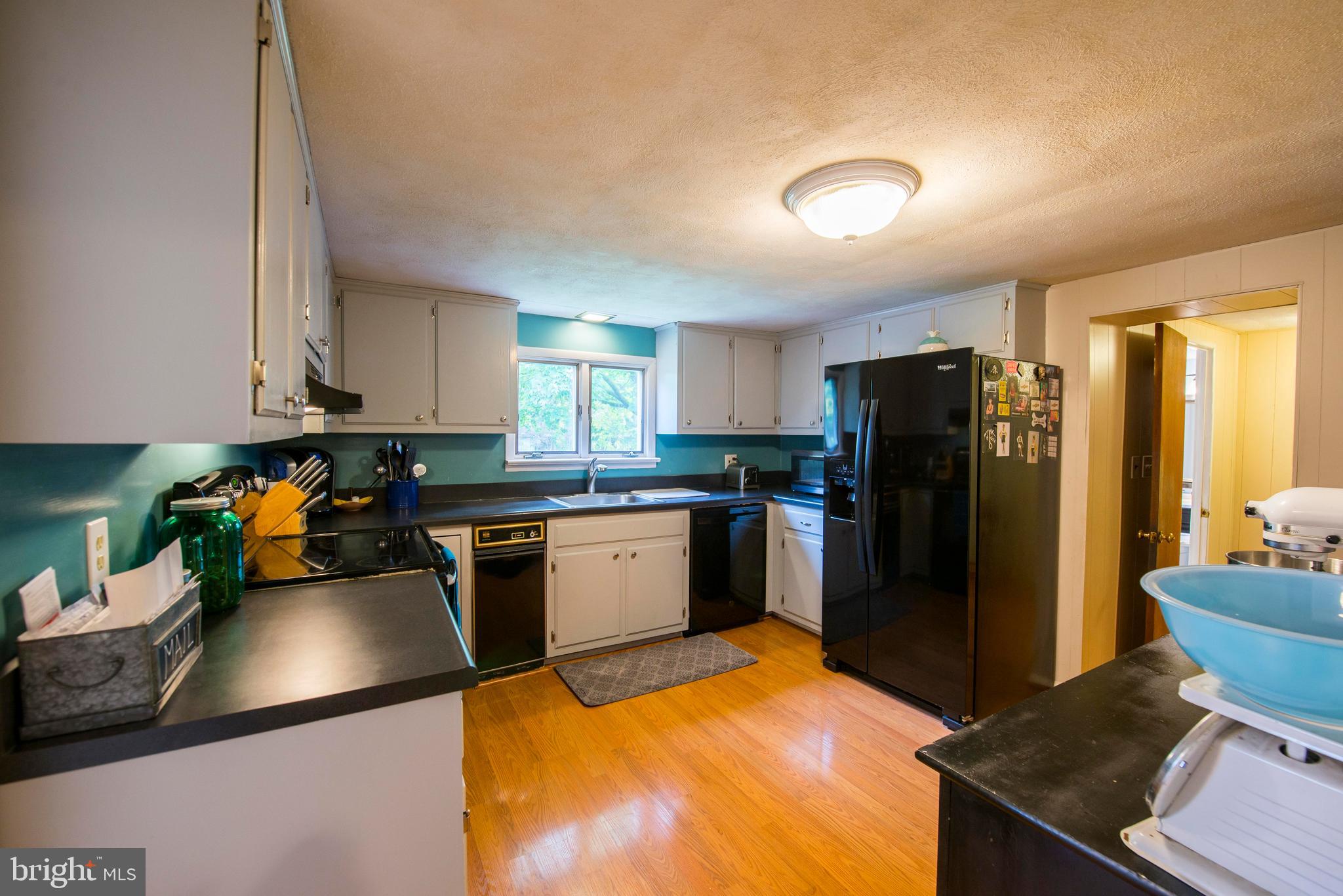 2065 Riverbend Road Allentown, PA 18103 - Photo 5 of 17 Gallery Image 5