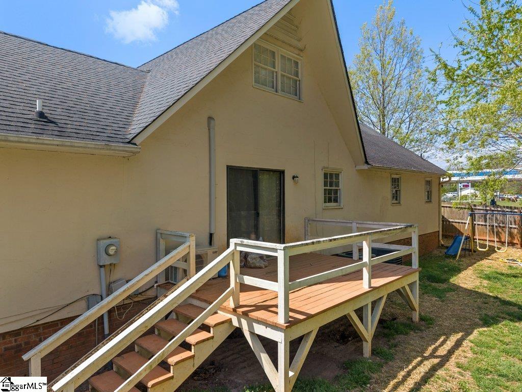 719 South Howard Avenue Landrum, SC 29356 - Photo 35 of 46