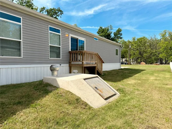 $164,900 | 229 Forest Ln Drive, Unit B, Mabank, TX 75156