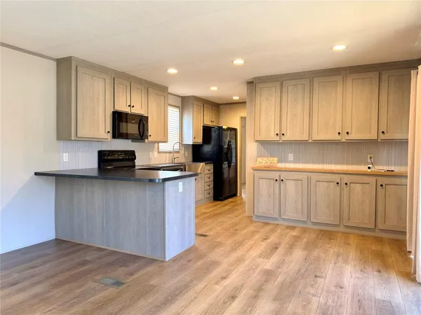 $164,900 | 229 Forest Ln Drive, Unit B, Mabank, TX 75156