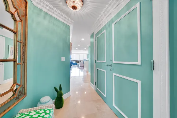 $1,195,000 | 821 North Riverside Drive, Unit PH2, Pompano Beach, FL 33062