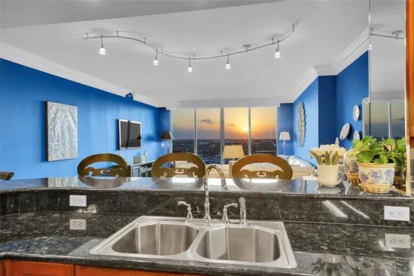 $1,195,000 | 821 North Riverside Drive, Unit PH2, Pompano Beach, FL 33062