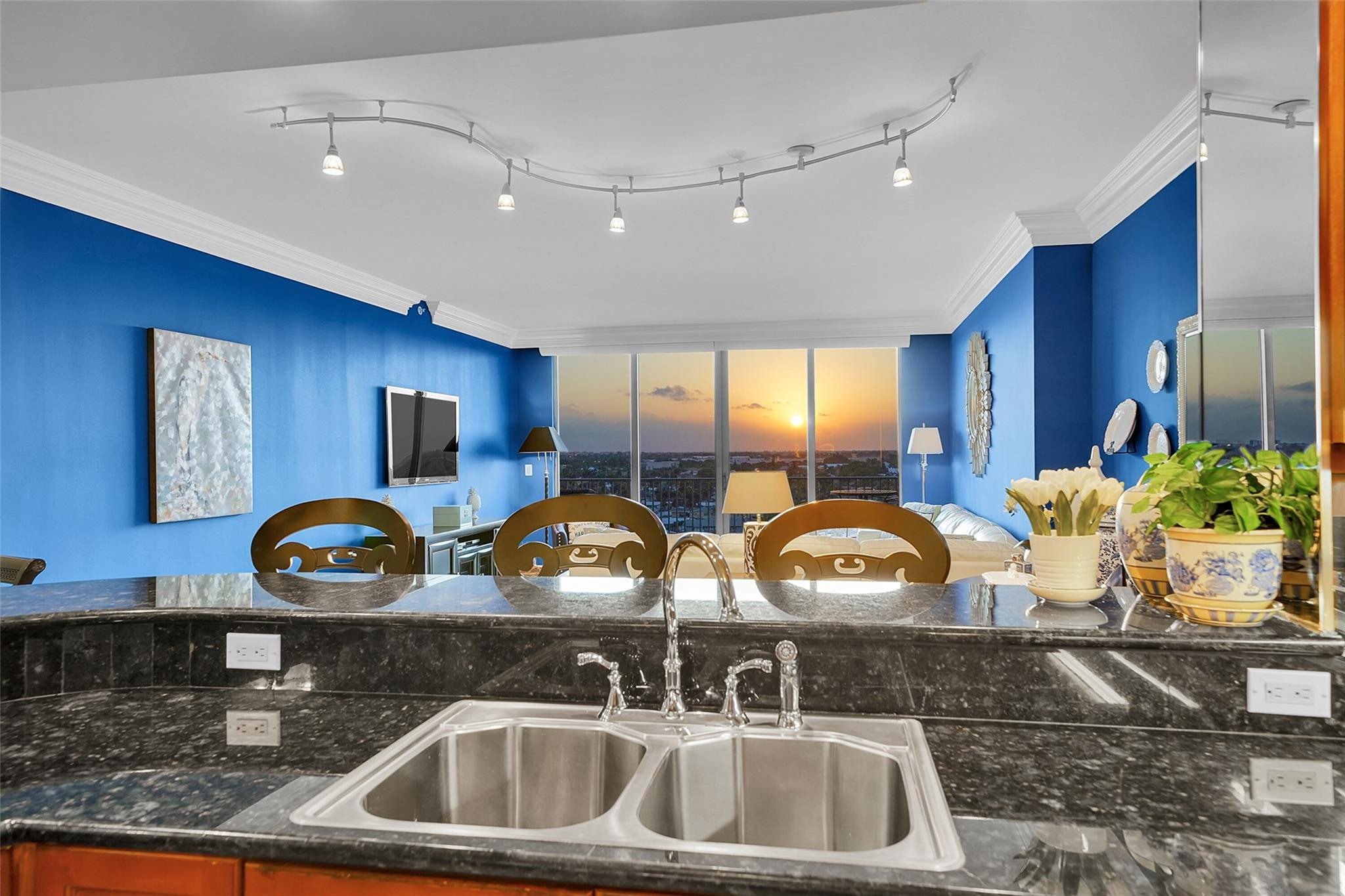 821 North Riverside Drive, Unit PH2 Pompano Beach, FL 33062 - Photo 20 of 95 Photo 21