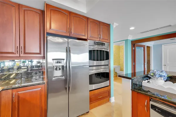 $1,195,000 | 821 North Riverside Drive, Unit PH2, Pompano Beach, FL 33062