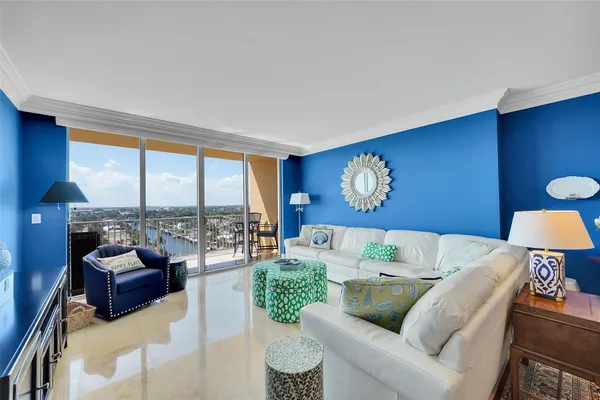 $1,195,000 | 821 North Riverside Drive, Unit PH2, Pompano Beach, FL 33062
