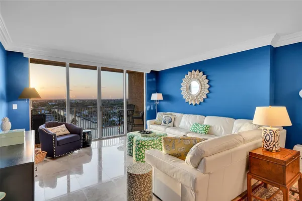 $1,195,000 | 821 North Riverside Drive, Unit PH2, Pompano Beach, FL 33062