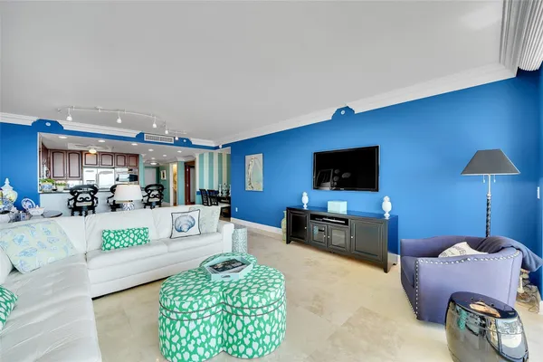 $1,195,000 | 821 North Riverside Drive, Unit PH2, Pompano Beach, FL 33062