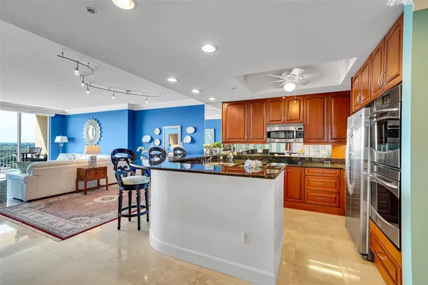 $1,195,000 | 821 North Riverside Drive, Unit PH2, Pompano Beach, FL 33062