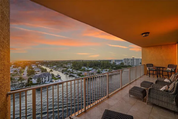 $1,195,000 | 821 North Riverside Drive, Unit PH2, Pompano Beach, FL 33062