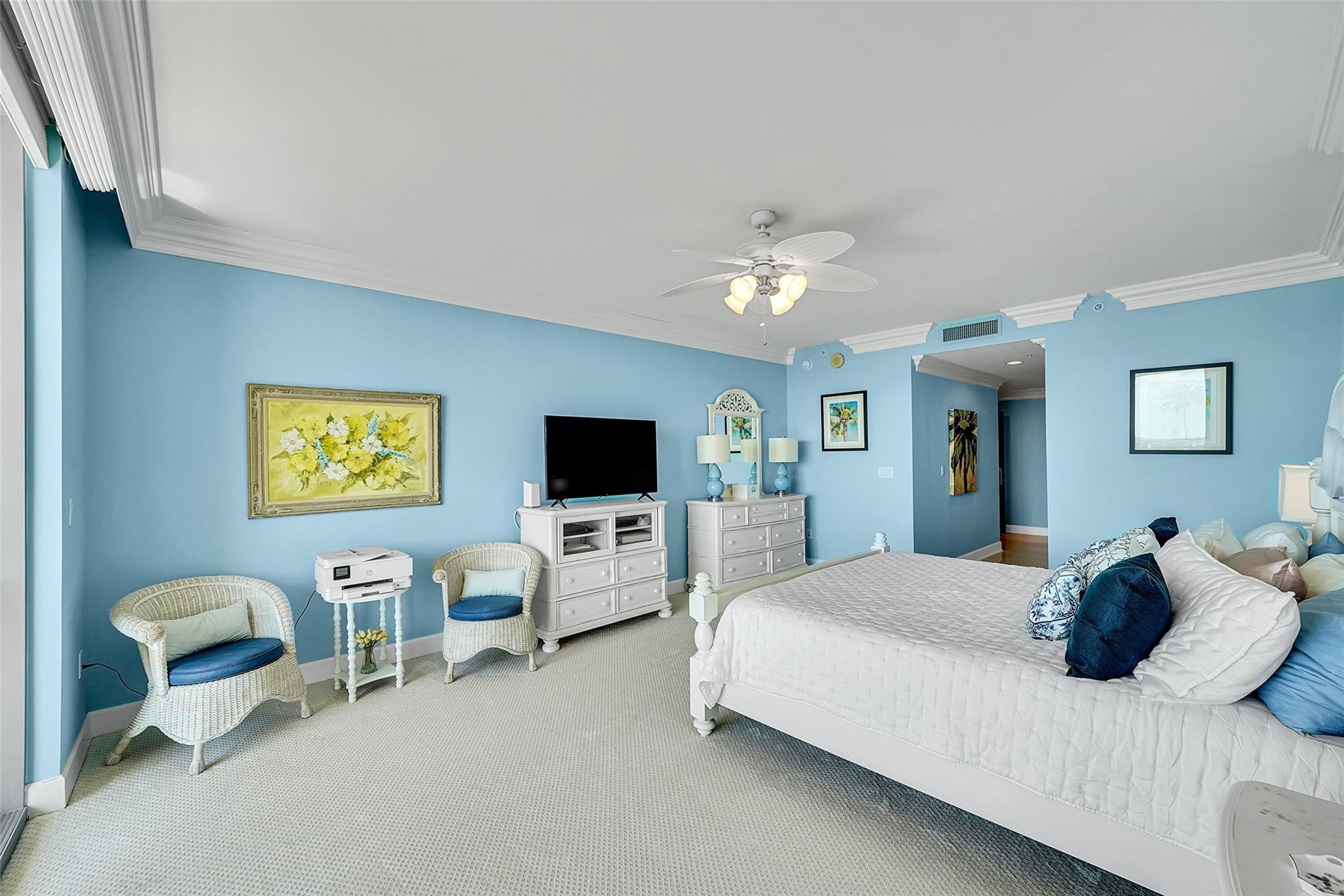 821 North Riverside Drive, Unit PH2 Pompano Beach, FL 33062 - Photo 48 of 95 a bedroom with a bed and a television
