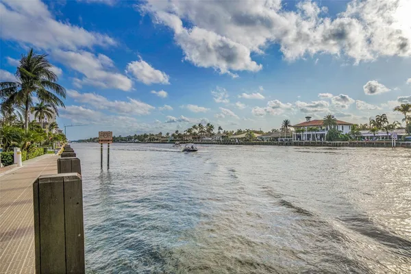 $1,195,000 | 821 North Riverside Drive, Unit PH2, Pompano Beach, FL 33062