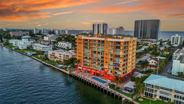 $1,195,000 | 821 North Riverside Drive, Unit PH2, Pompano Beach, FL 33062