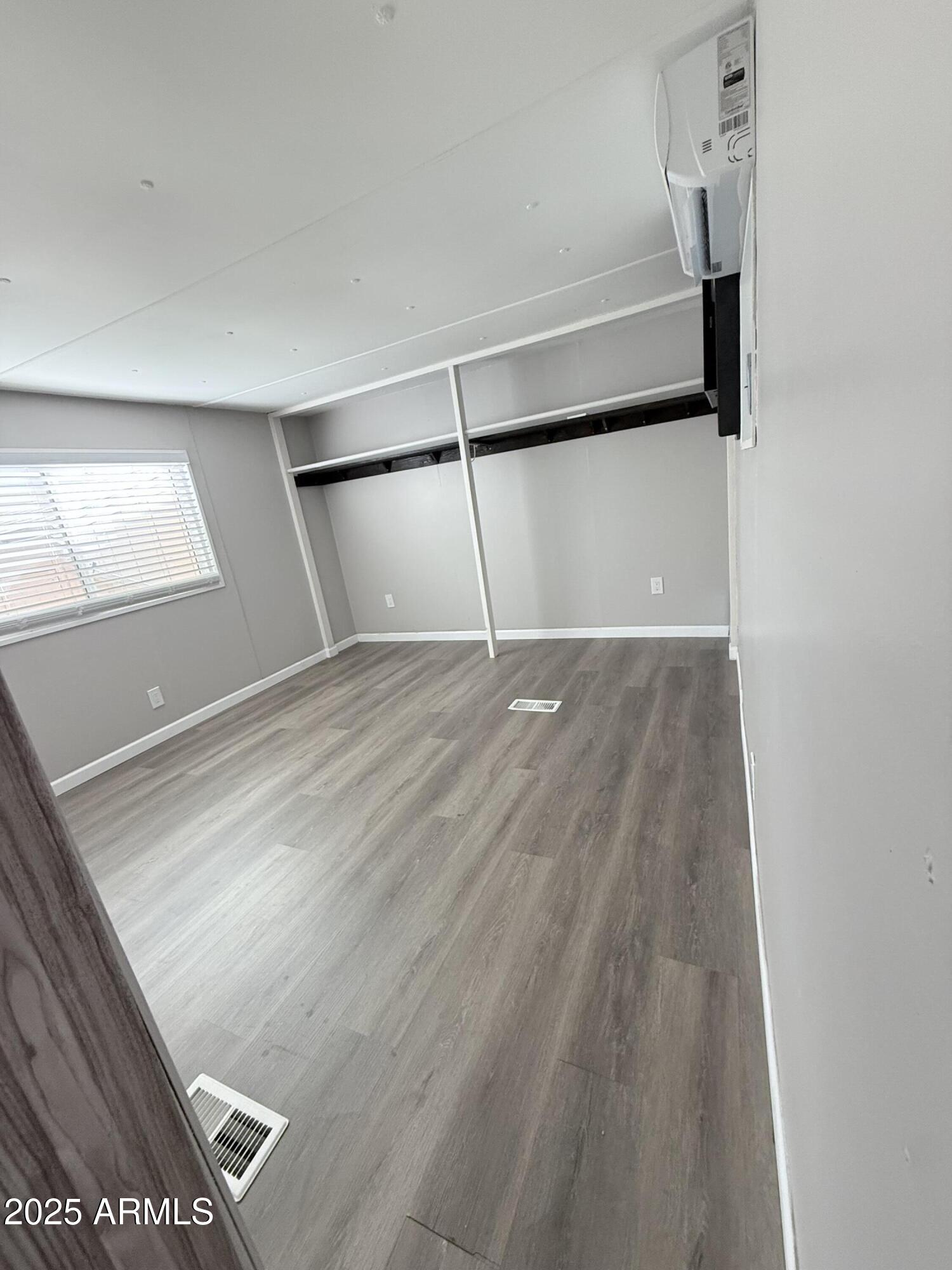 960 Peace Lane, Unit 77 Prescott, AZ 86305 - Photo 3 of 27 a view of an empty room