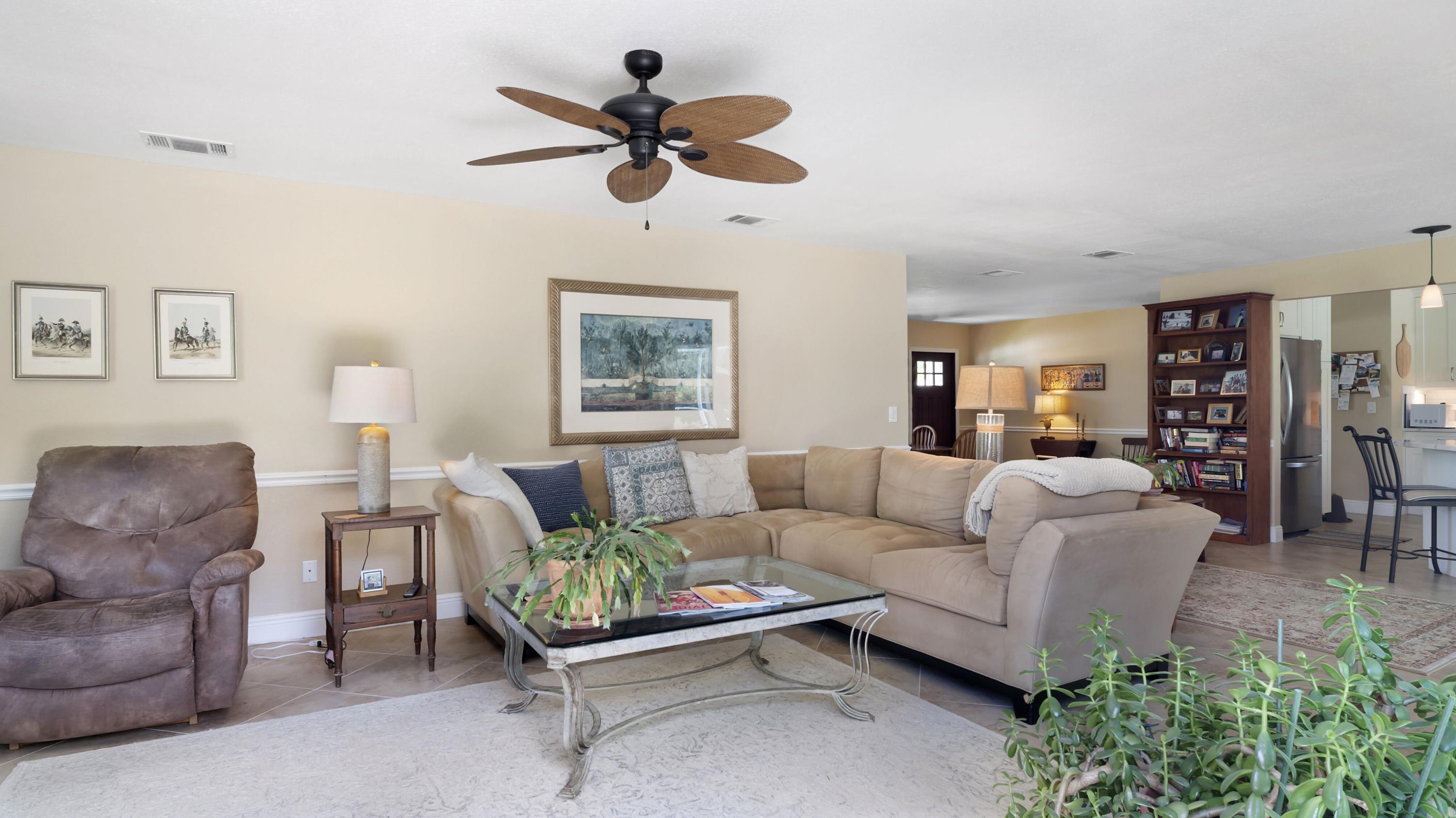 2118 Southeast Pyramid Road Port St. Lucie, FL 34952 - Photo 11 of 30 2118Fam2EntryKitchen