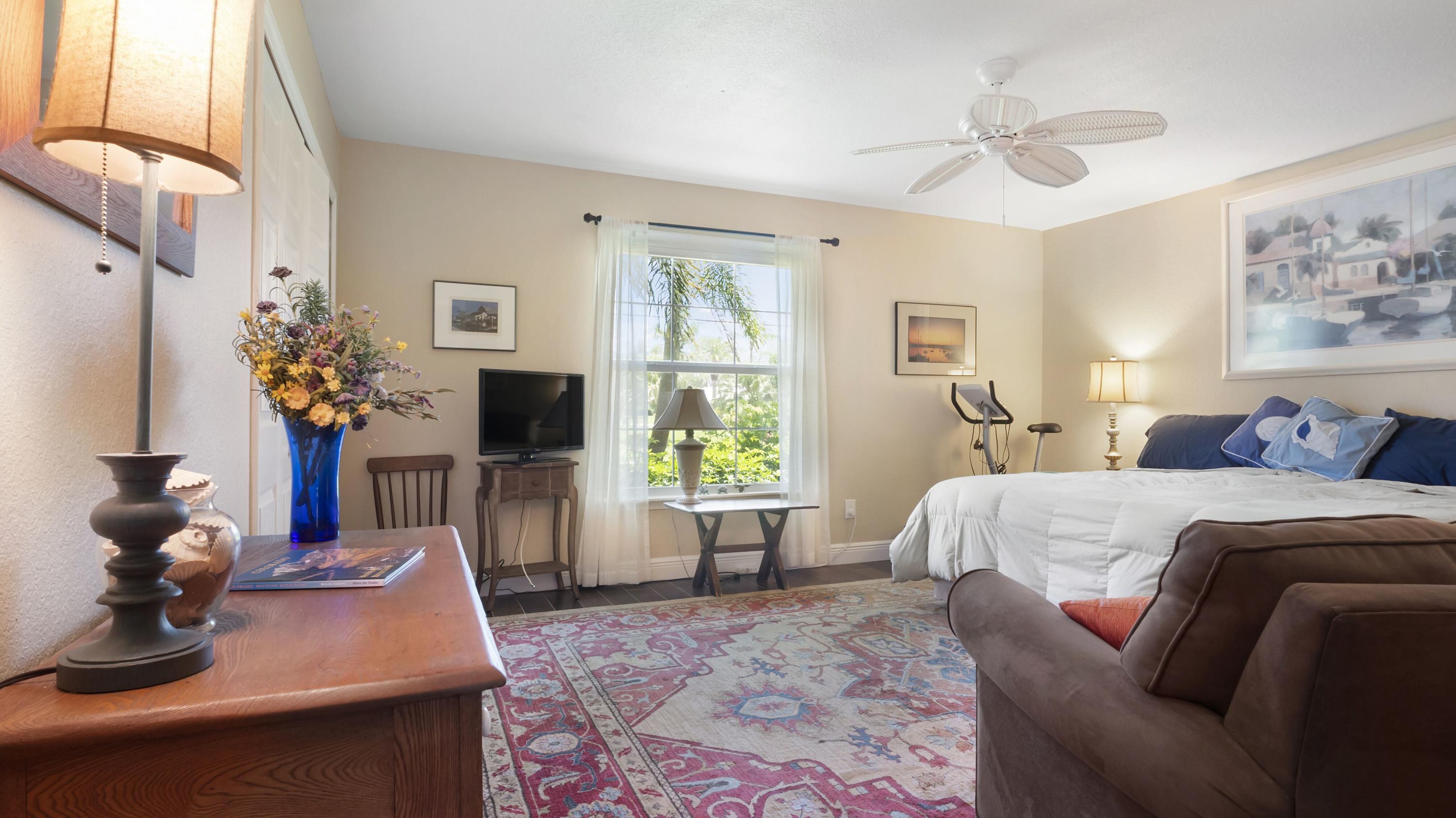 2118 Southeast Pyramid Road Port St. Lucie, FL 34952 - Photo 17 of 30 2118Guest1
