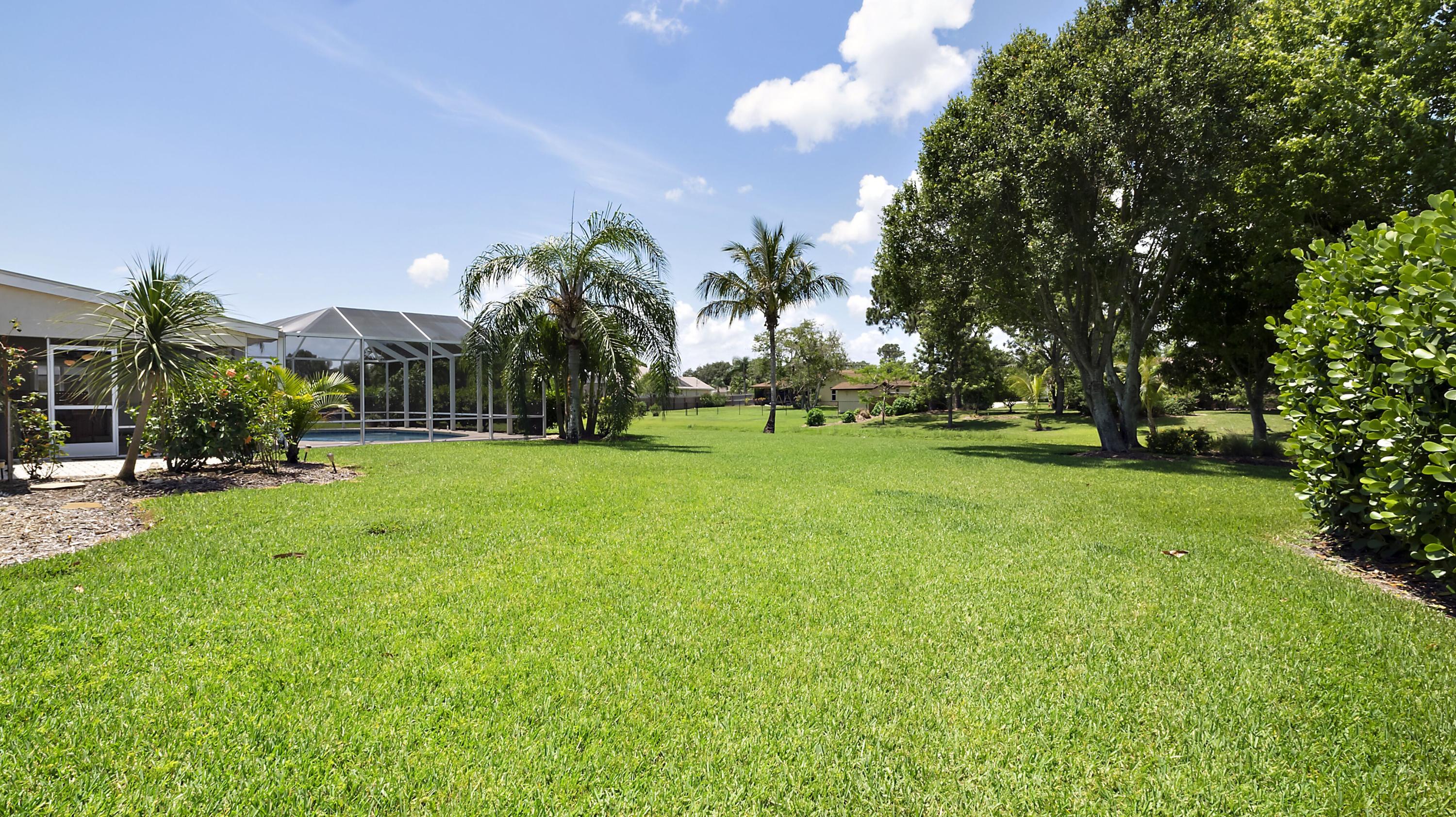 2118 Southeast Pyramid Road Port St. Lucie, FL 34952 - Photo 27 of 30 2118SideYardRT