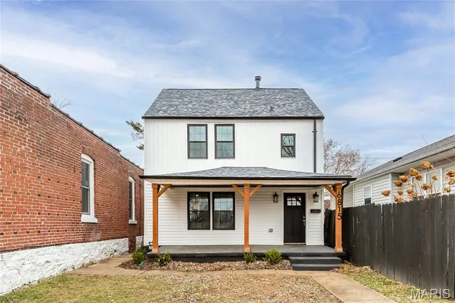 $300,000 | 6815 Wise Avenue, St. Louis, MO 63139