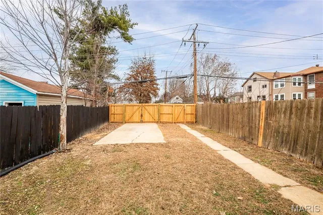 $300,000 | 6815 Wise Avenue, St. Louis, MO 63139