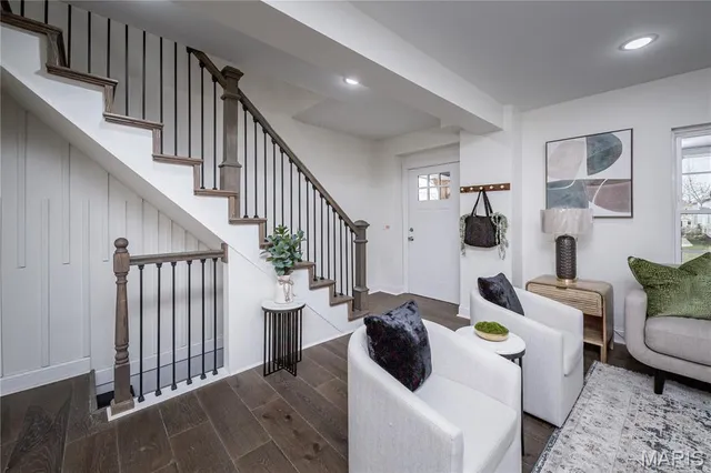 $300,000 | 6815 Wise Avenue, St. Louis, MO 63139