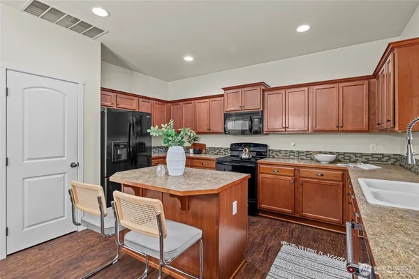 $619,000 | 20618 94th Avenue East, Graham, WA 98338