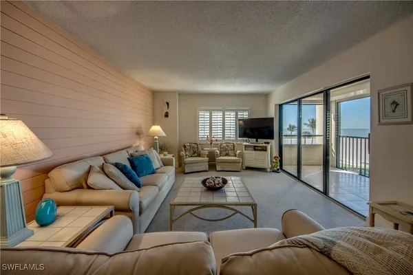$569,000 | 6662 Estero Boulevard, Unit 411, Fort Myers Beach, FL 33931