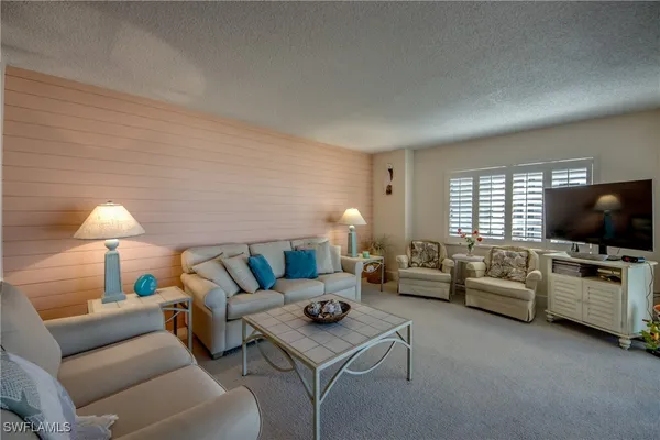 $569,000 | 6662 Estero Boulevard, Unit 411, Fort Myers Beach, FL 33931