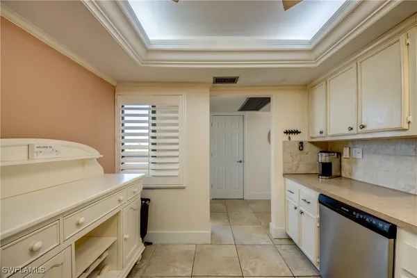 $569,000 | 6662 Estero Boulevard, Unit 411, Fort Myers Beach, FL 33931