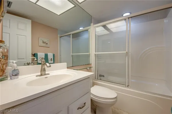 $569,000 | 6662 Estero Boulevard, Unit 411, Fort Myers Beach, FL 33931