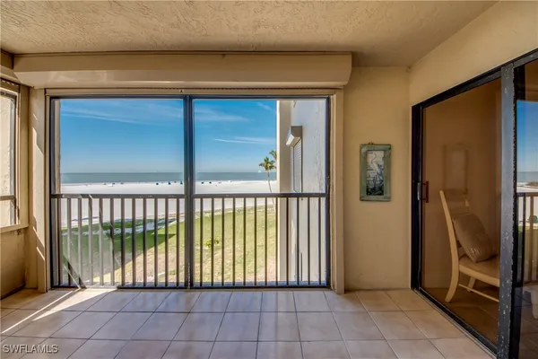 $569,000 | 6662 Estero Boulevard, Unit 411, Fort Myers Beach, FL 33931