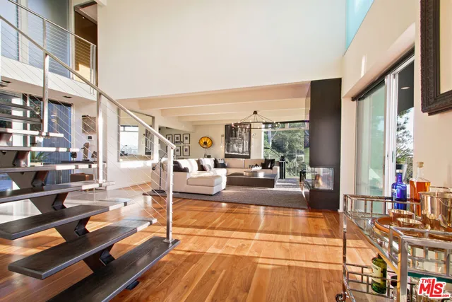 $24,500 | 9416 Beverlycrest Drive, Beverly Hills, CA 90210