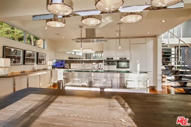 $24,500 | 9416 Beverlycrest Drive, Beverly Hills, CA 90210