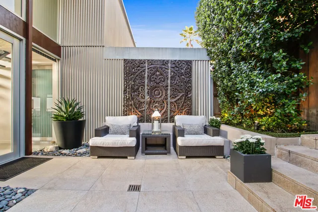 $24,500 | 9416 Beverlycrest Drive, Beverly Hills, CA 90210