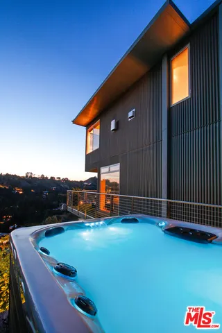 $24,500 | 9416 Beverlycrest Drive, Beverly Hills, CA 90210