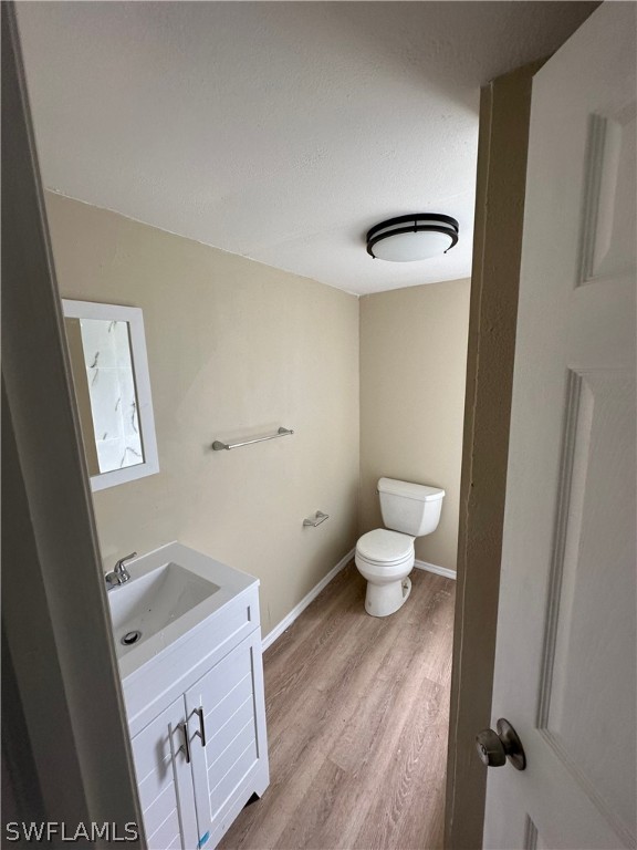 6770 Golden Road North Fort Myers, FL 33917 - Photo 5 of 12 Gallery Image 5
