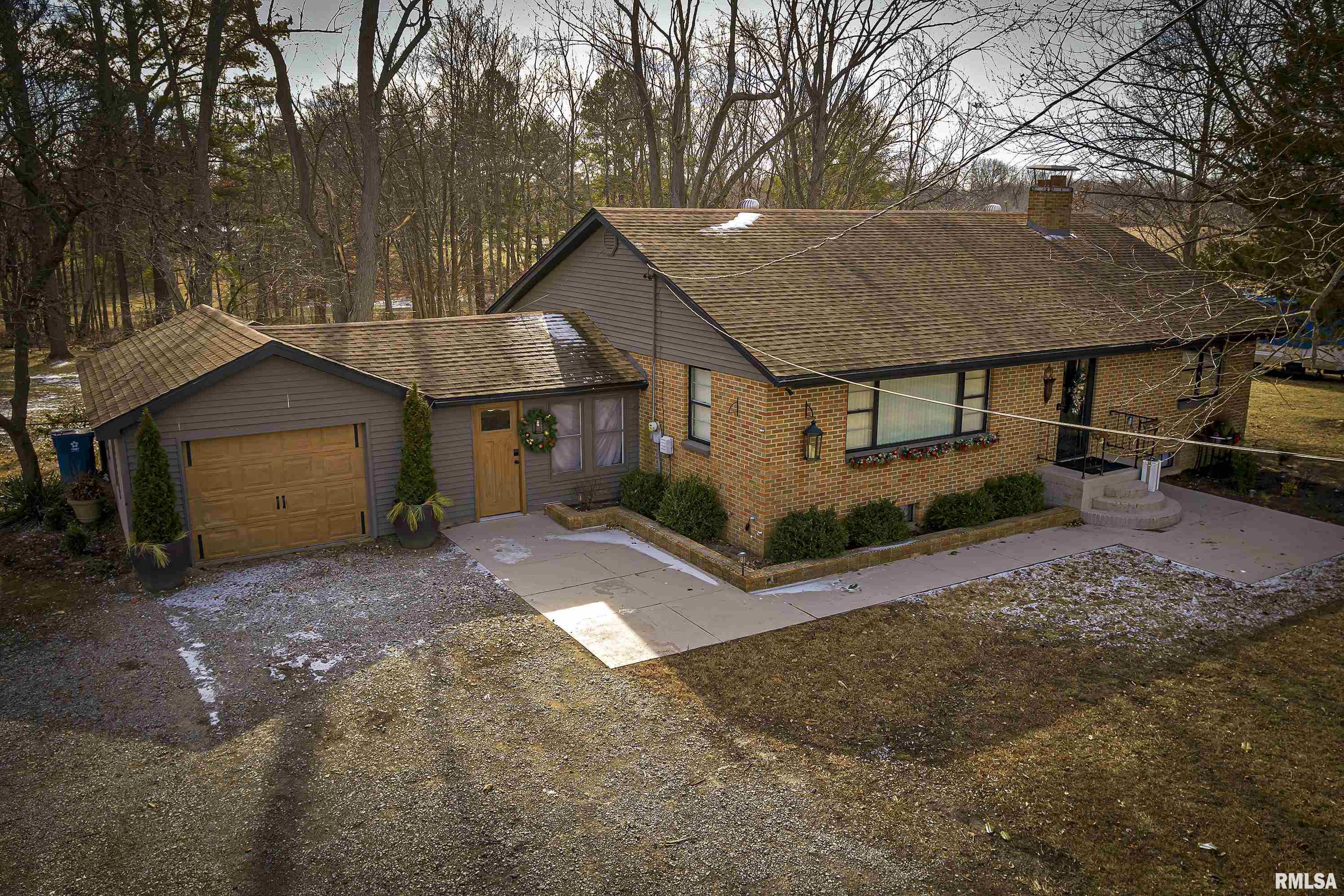 1522 West Harrison Road Murphysboro, IL 62966 - Photo 4 of 38