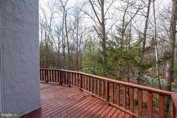 $375,000 | 10 Lerner Lane, Basye, VA 22842