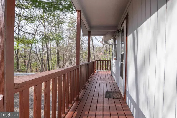 $375,000 | 10 Lerner Lane, Basye, VA 22842