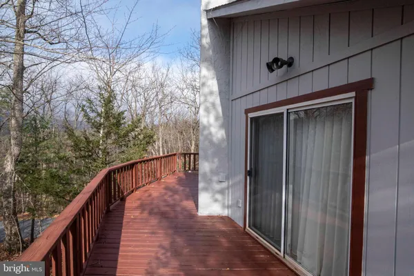 $375,000 | 10 Lerner Lane, Basye, VA 22842