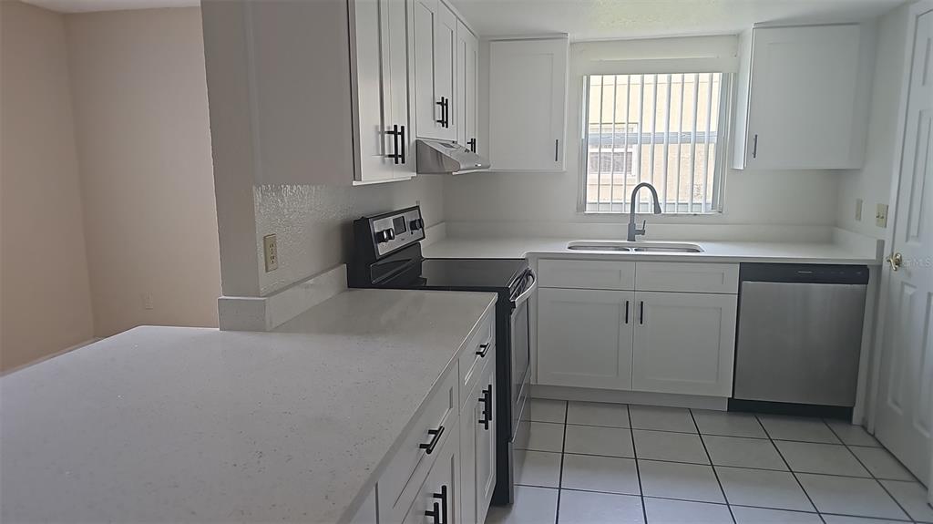 2417 Barley Club Court, Unit 6 Orlando, FL 32837 - Photo 10 of 11 Gallery Image 10