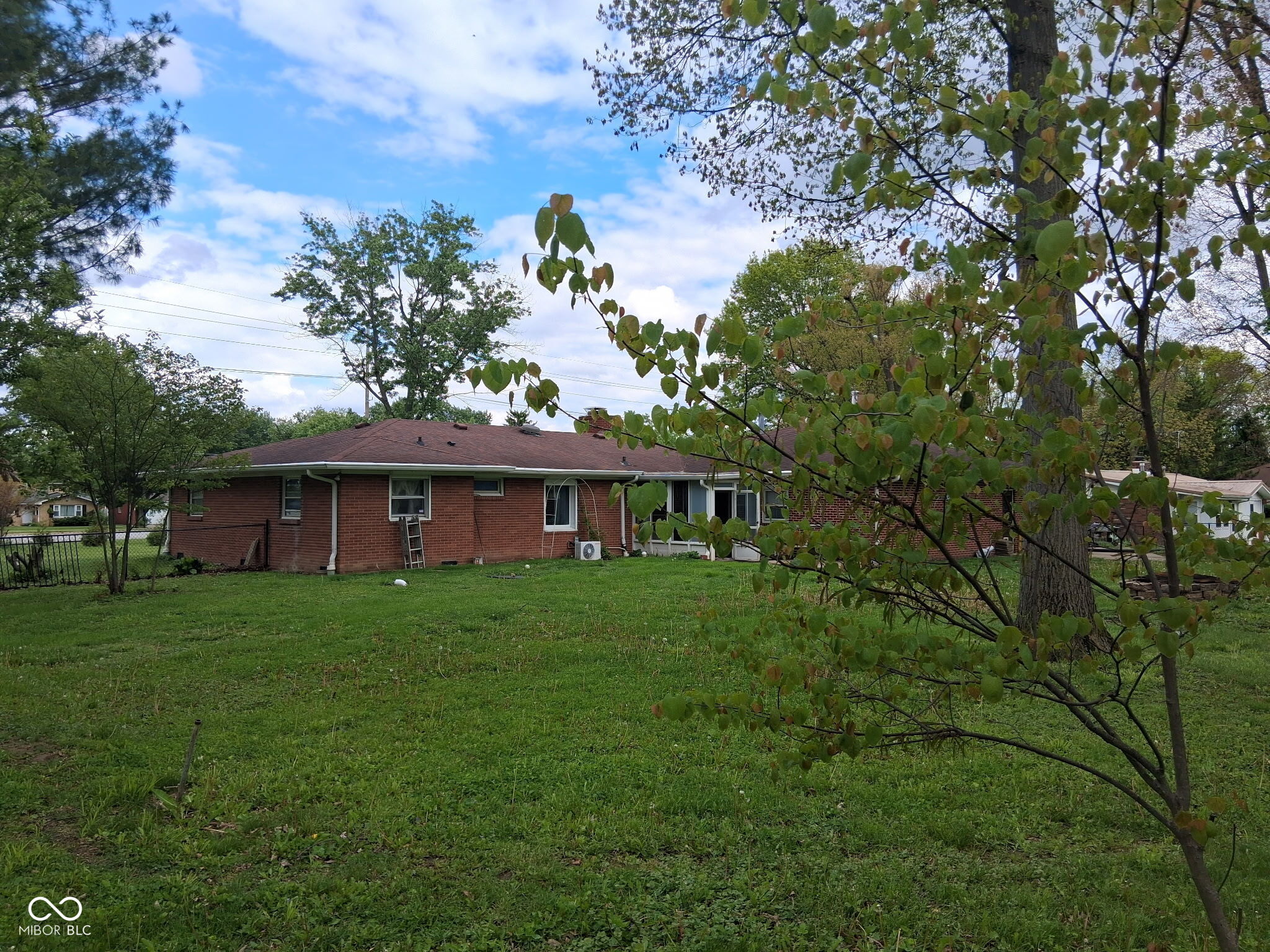 27 Scatterfield Road Anderson, IN 46012 - Photo 6 of 26