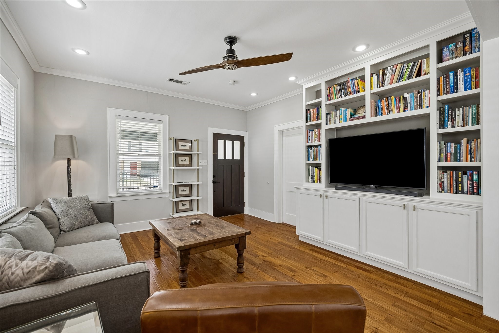 2231 Singleton Street Houston, TX 77008 - Photo 6 of 28
