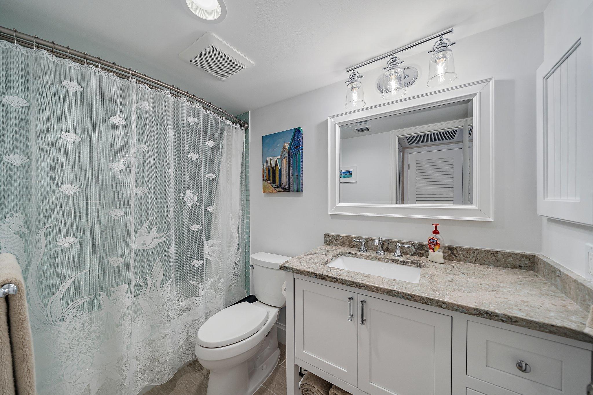 50 South Beach Road, Unit 303 Jupiter, FL 33469 - Photo 48 of 77 Guest Bath
