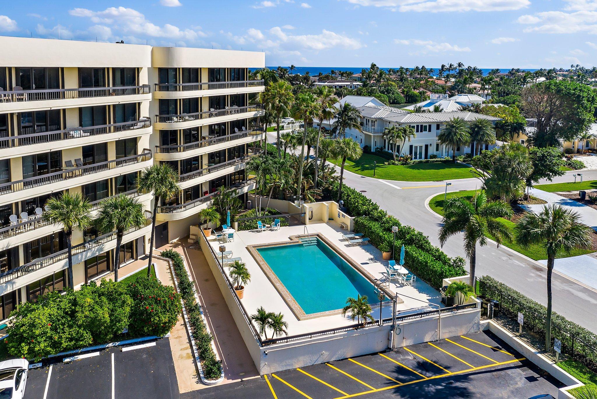 50 South Beach Road, Unit 303 Jupiter, FL 33469 - Photo 77 of 77 JIB Club Pool
