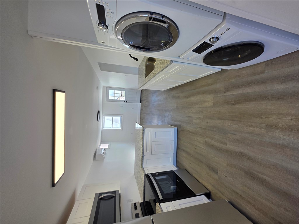 411 West C Avenue Easley, SC 29640 - Photo 6 of 22