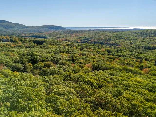 $334,000 | 2 Bald Mountain Road, Camden, ME 04843