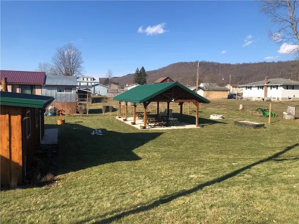 $430,000 | 629 River Road, Confluence, PA 15424