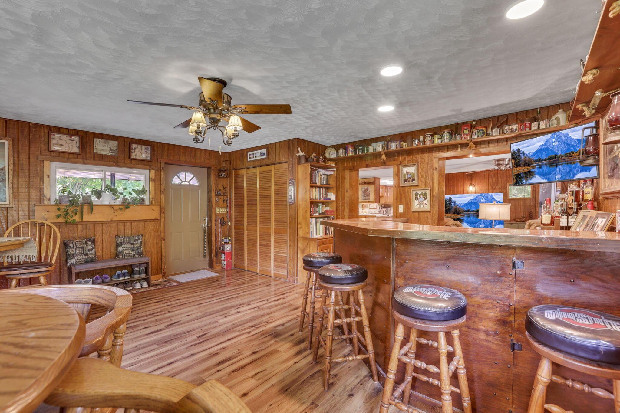 8080 Clearport Road Southwest Lancaster, OH 43130 - Photo 7 of 73