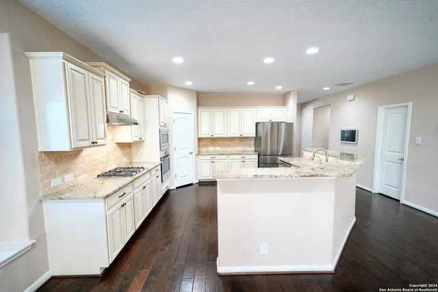 $2,995 | 12016 Vignette, Schertz, TX 78154