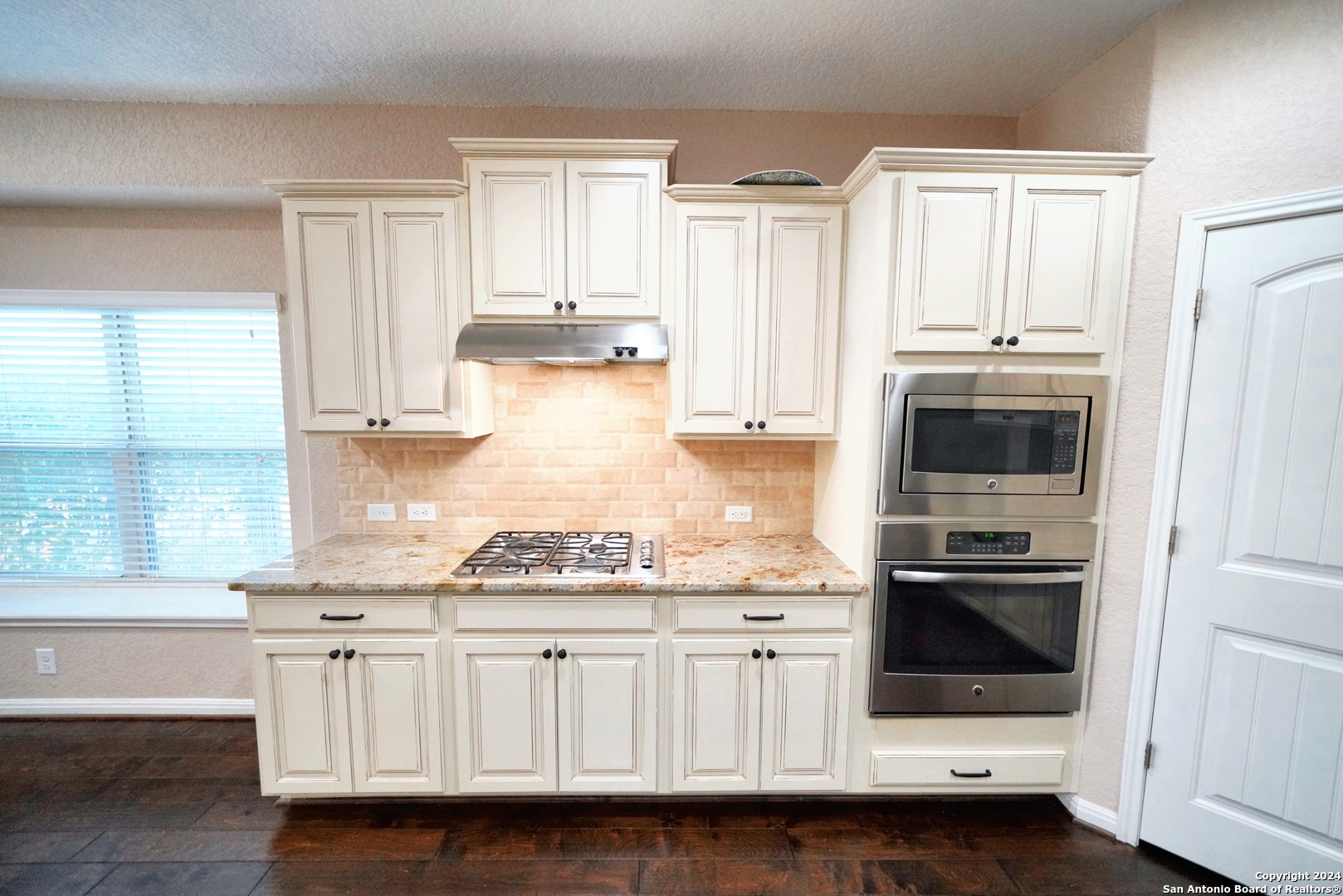 12016 Vignette Schertz, TX 78154 - Photo 15 of 50