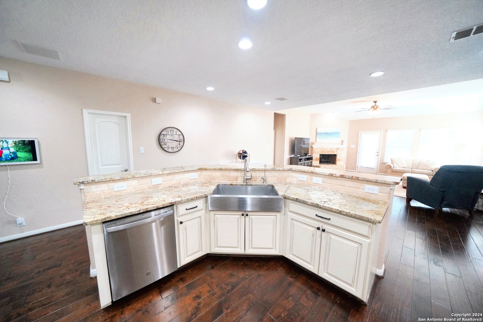 12016 Vignette Schertz, TX 78154 - Photo 17 of 50